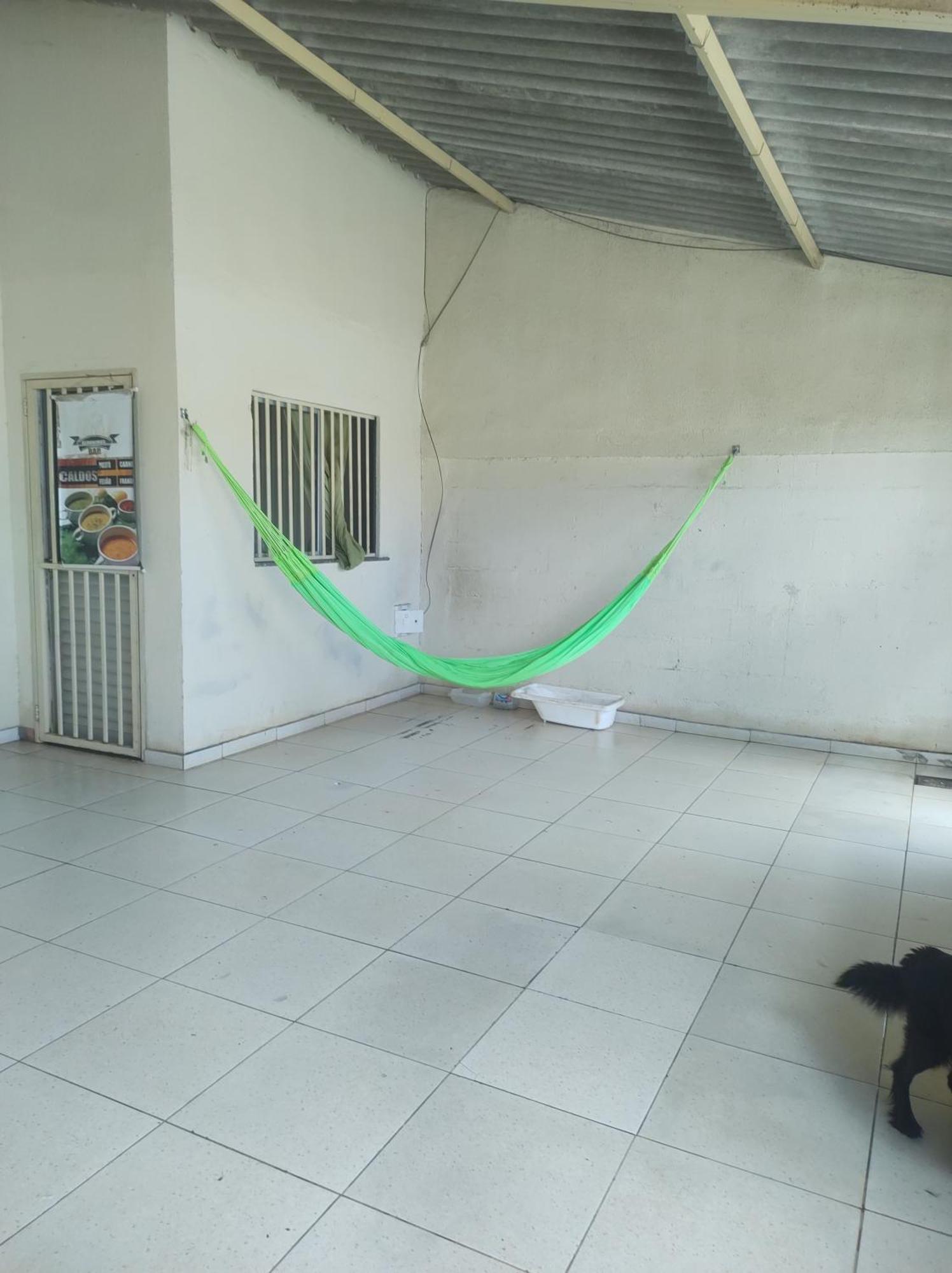 Em Casa De Familia- Riacho * Brasilia